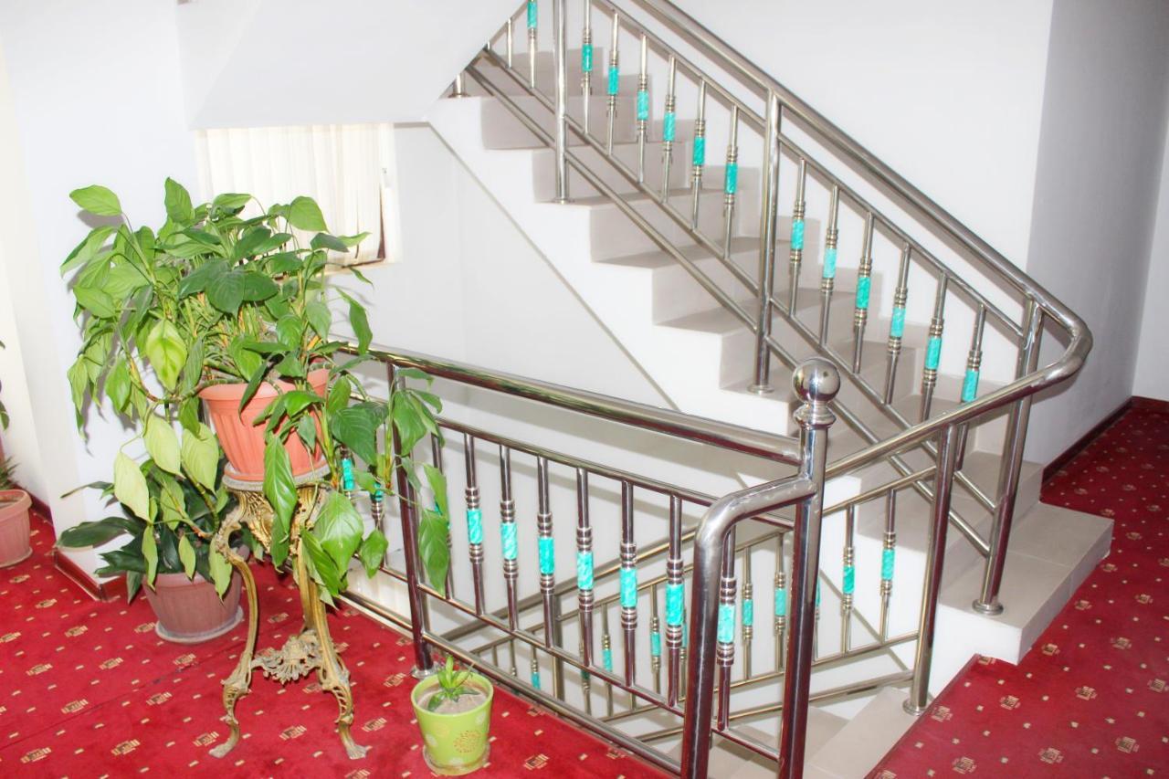 Sarvar Dushanbe Exterior photo